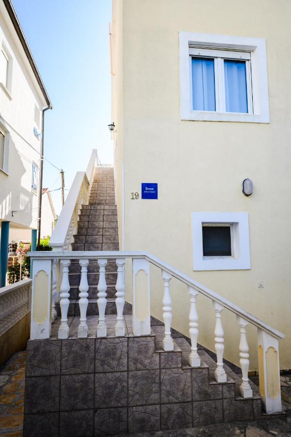Apartmani Milka Задар Экстерьер фото